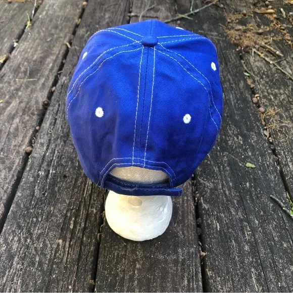 Bud Light cap - Picture 3 of 4